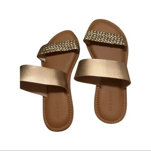 Old navy slides worn a couple times